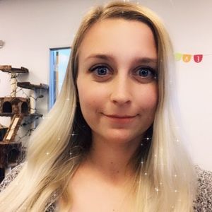 Meet your Posher, Ashley